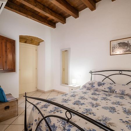 Appartamento Entu E Mari - Grecu Cagliari Esterno foto
