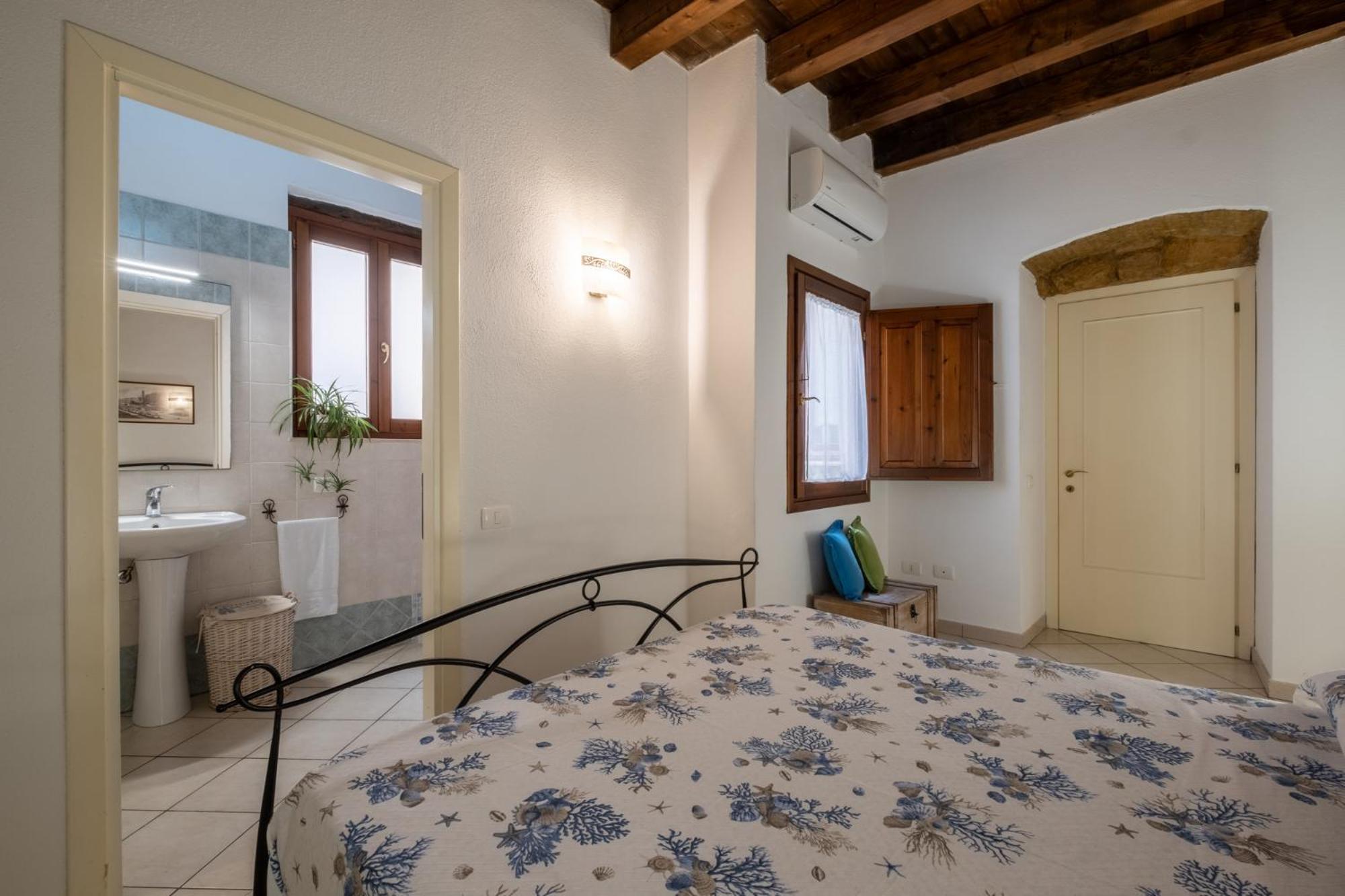 Appartamento Entu E Mari - Grecu Cagliari Esterno foto